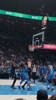 不愧是MVP！SGA无视里夫斯防守强势上篮打进，东契奇身后追帽未果